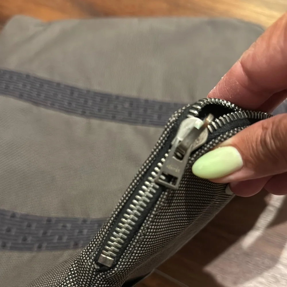 Hermes Pre Owned Gray Canvas with Pockets Laptop Bag Durable and Minimalist